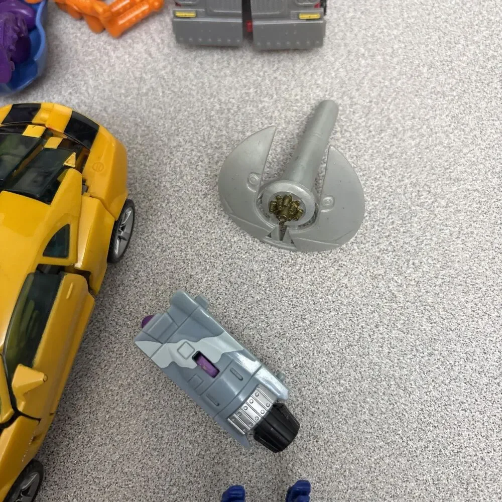 Transformers Lot of Incomplete Figures For Parts Pieces - As Is lot